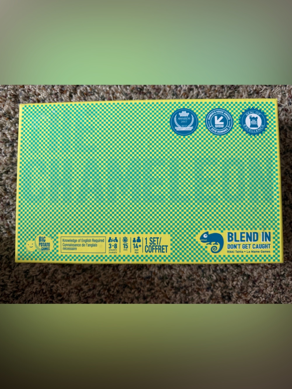 Like new The Chameleon board game